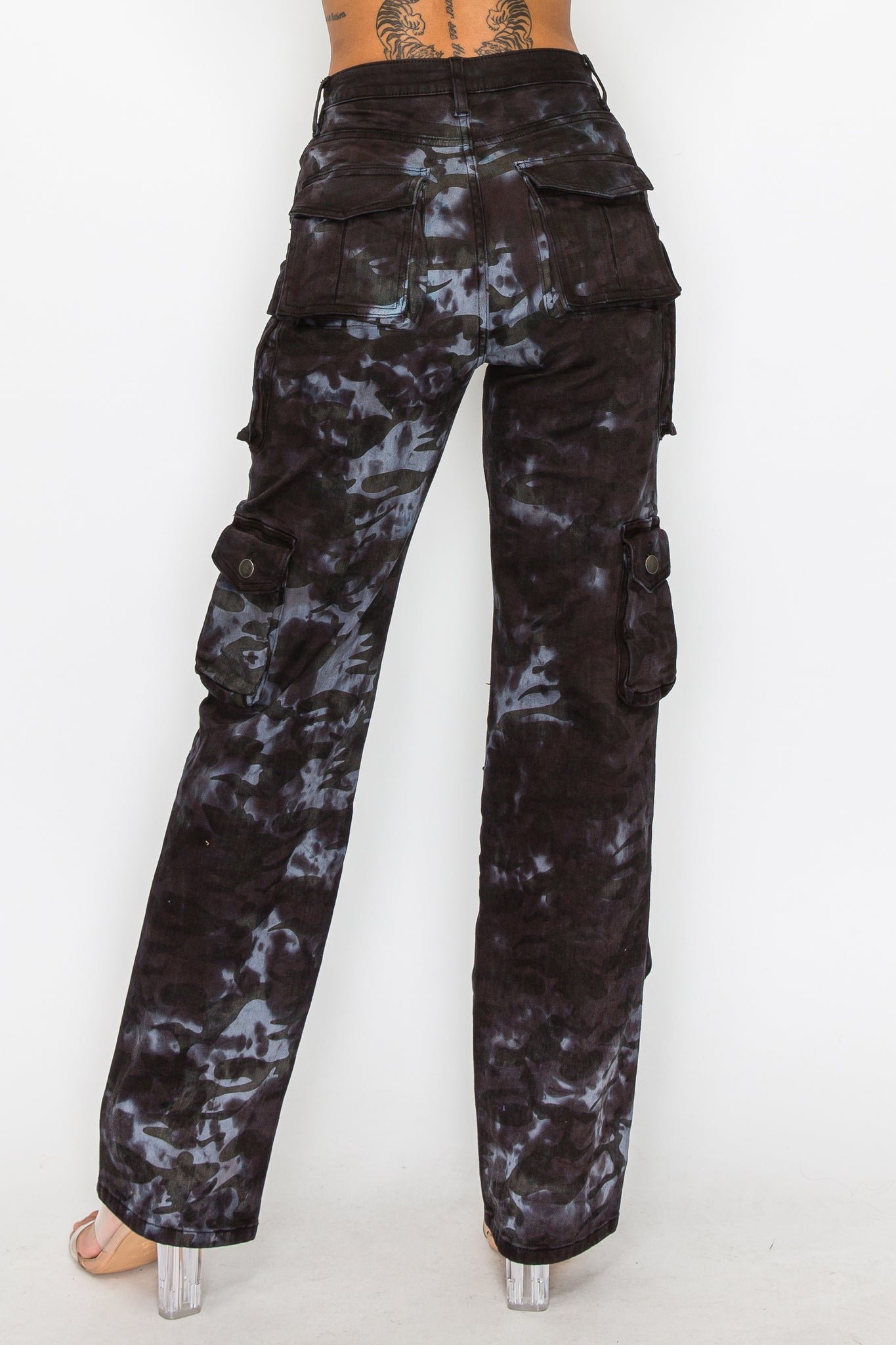 40610 Mid Rise Extra Pocket Camo Cargo Pants