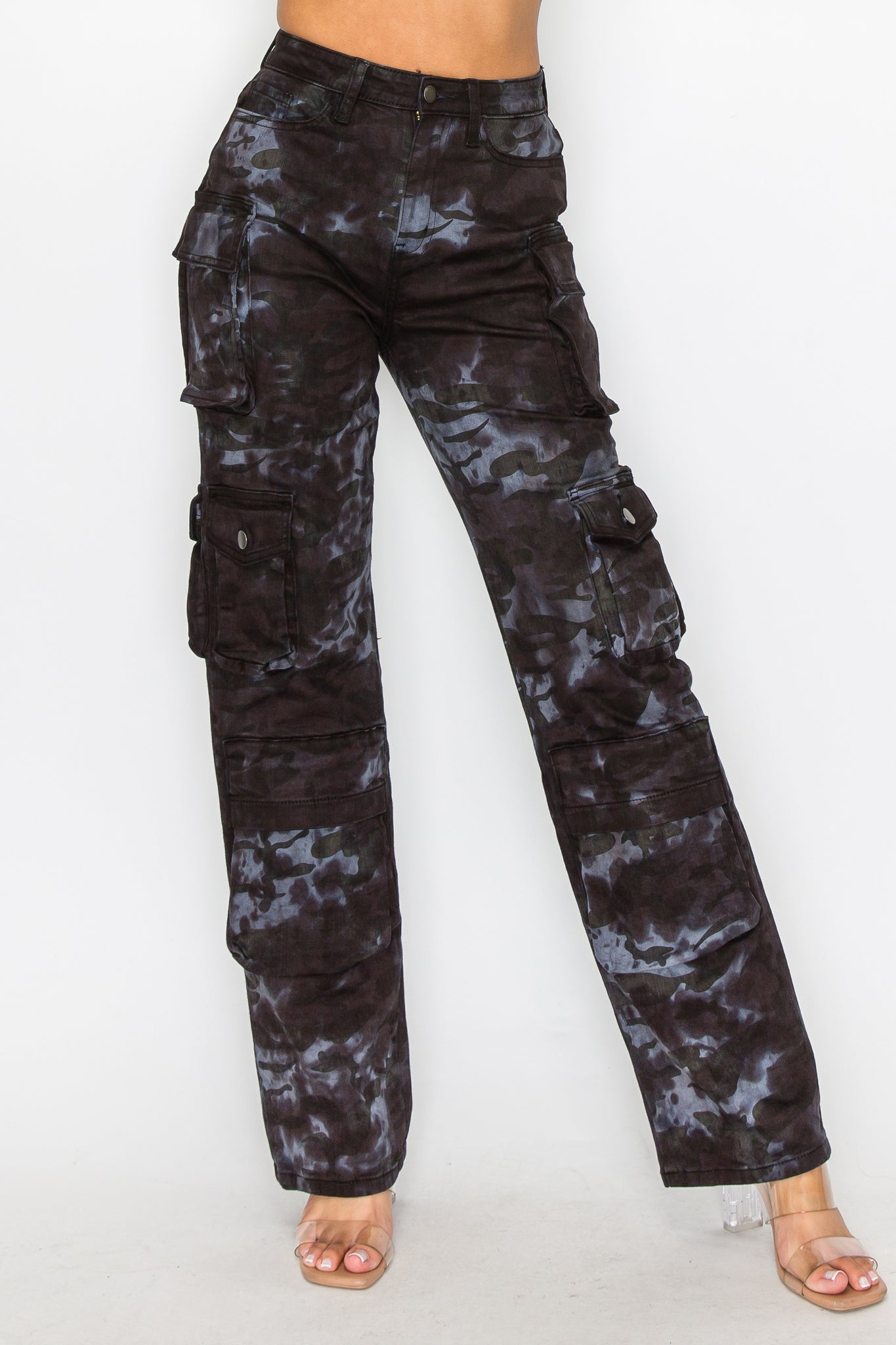 40610 Mid Rise Extra Pocket Camo Cargo Pants