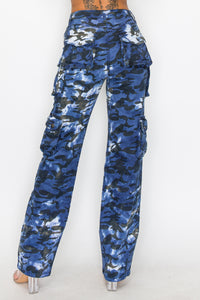 40610 Mid Rise Extra Pocket Camo Cargo Pants