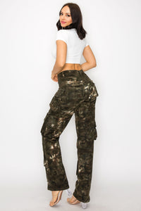 40610 Mid Rise Extra Pocket Camo Cargo Pants