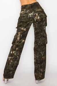 40610 Mid Rise Extra Pocket Camo Cargo Pants