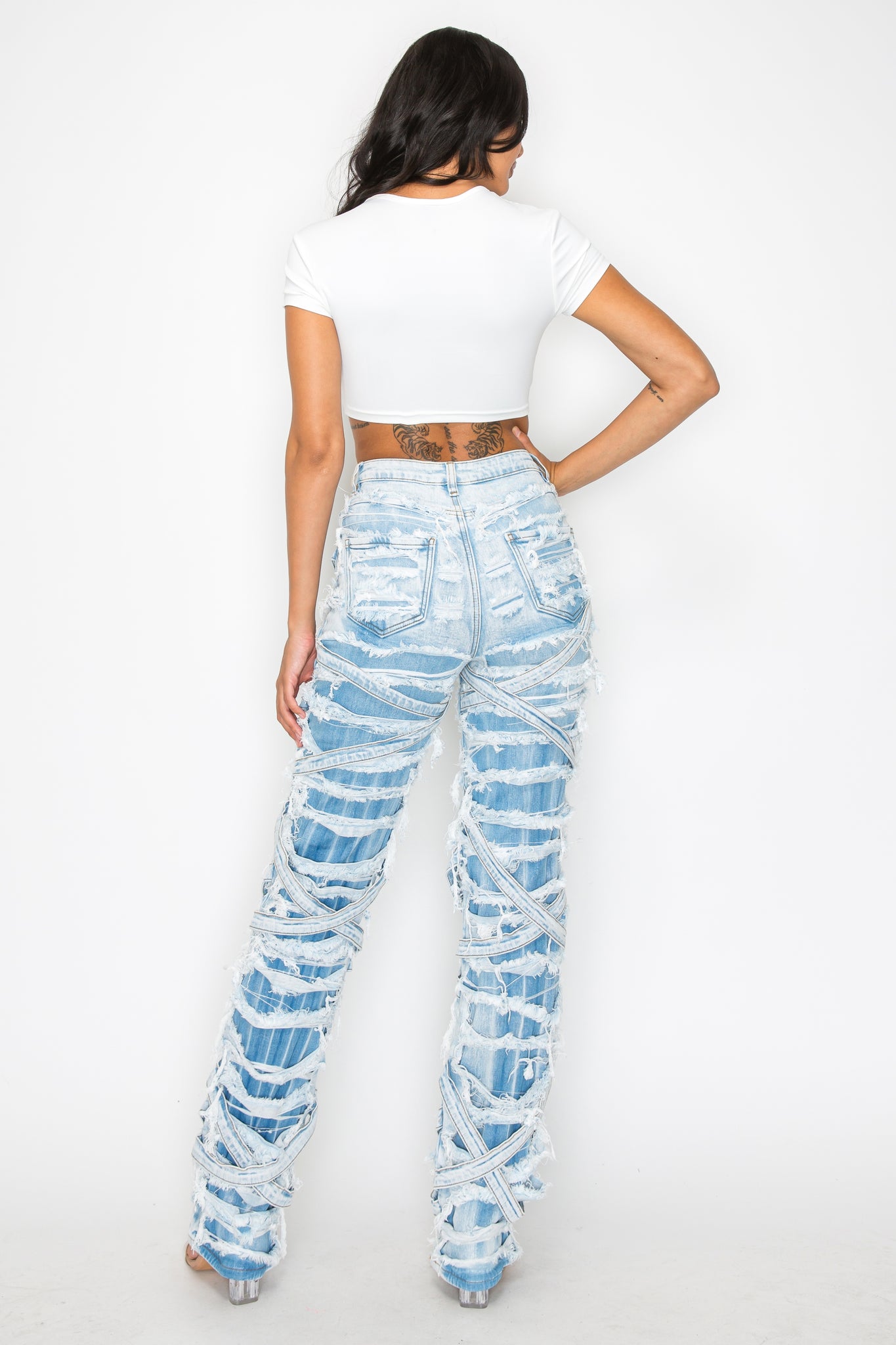 40630 High Rise Strappy Destroyed Jeans