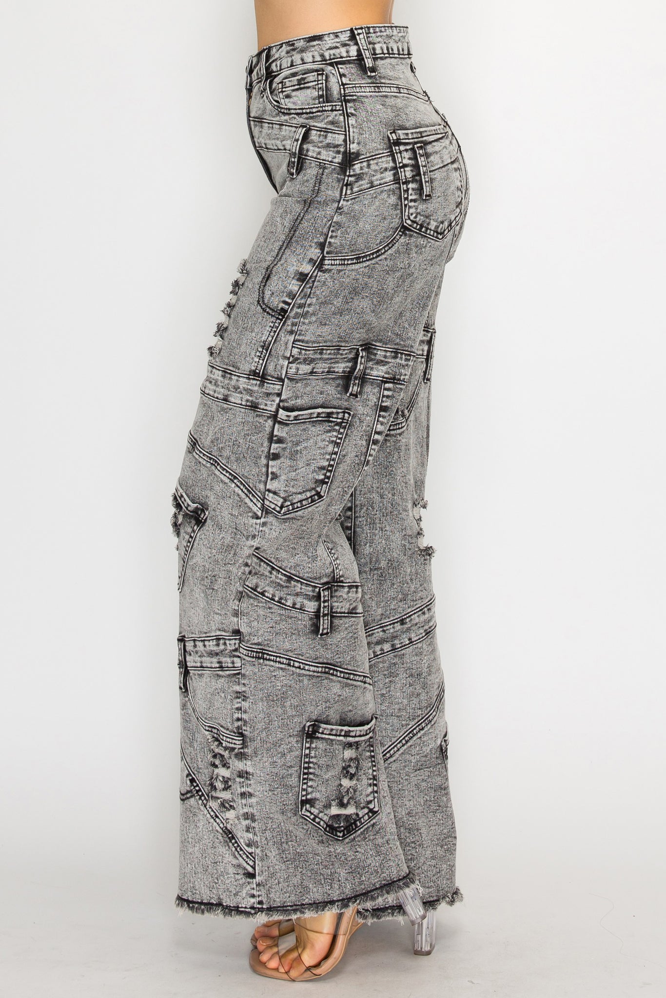 40641 High Rise Wide Leg Mixed Panel Jeans W/ Frayed Leg Opening
