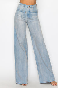 40767 High Rise Wide Leg Vintage Washed Jean