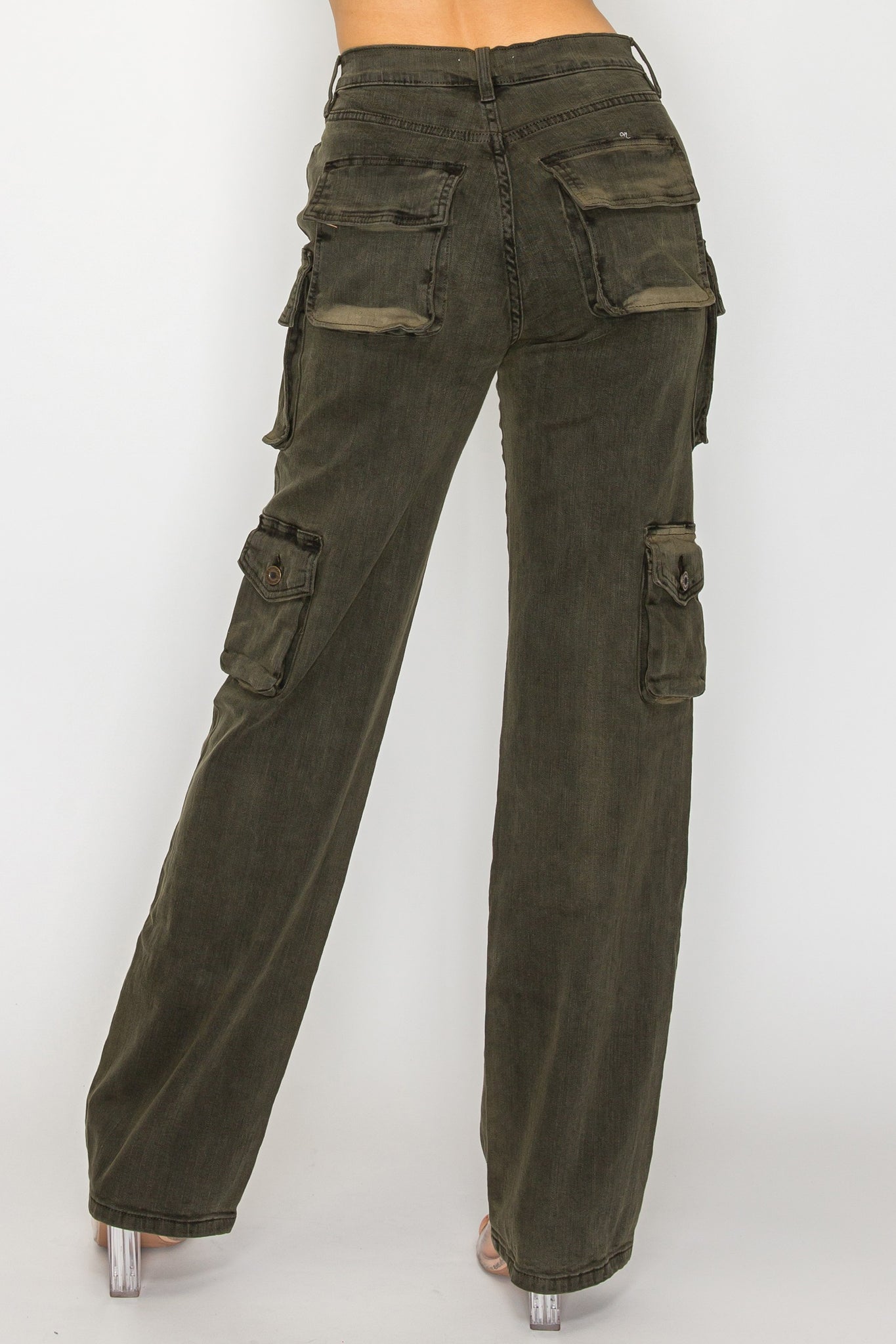 40778 Vintage Wash Multi Pocket Cargo Jeans