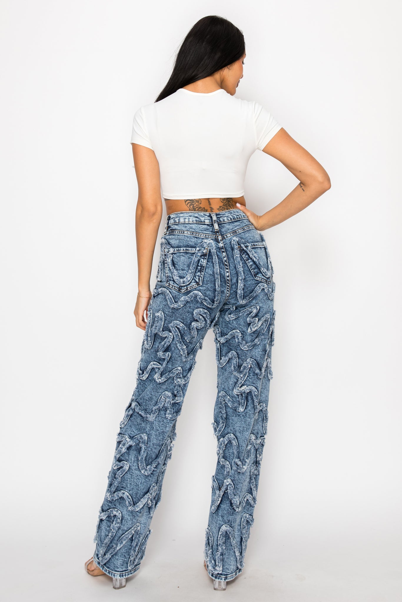 42004 3D Pattern Fray Jeans
