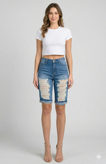 AP7208 Boyfriend Bermuda Shorts W/ Thigh Destruction and Hand Sanding