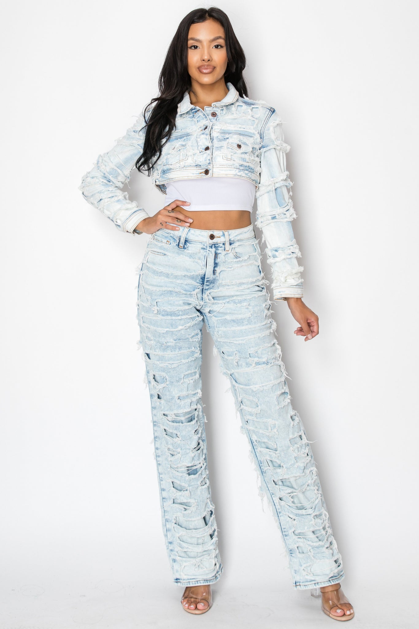 8117 Cropped Destroyed Denim Jacket